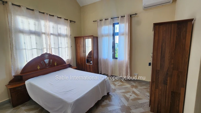 4-Bedroom Furnished Villa with Private Pool in Calodyne