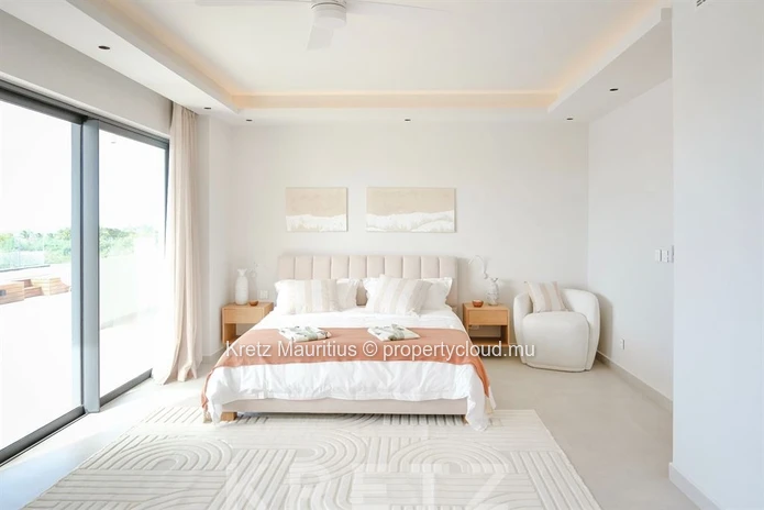 Exceptional penthouse with private pool and breathtaking views over the Northern islands (Sole Mandate)