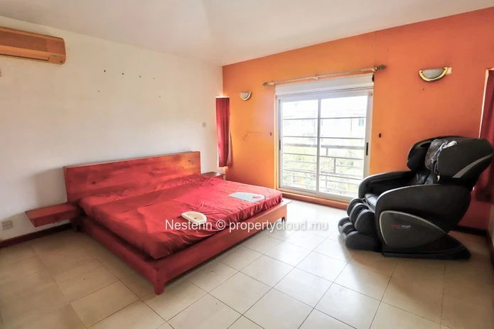 Opportunité Rare à Cap Malheureux : Villa Familiale de 200 m² avec Piscine 