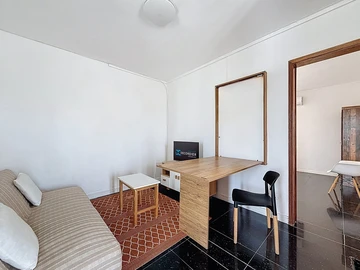 9 Bedroom House