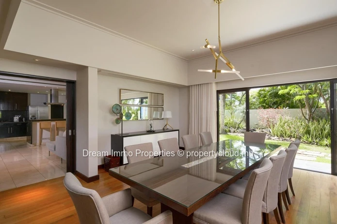 Sublime Beachfront Villa, Access And Sea View At Four Seasons Anahita In Beau Champ - Mauritius