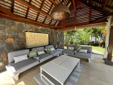 5 Bedroom Villa