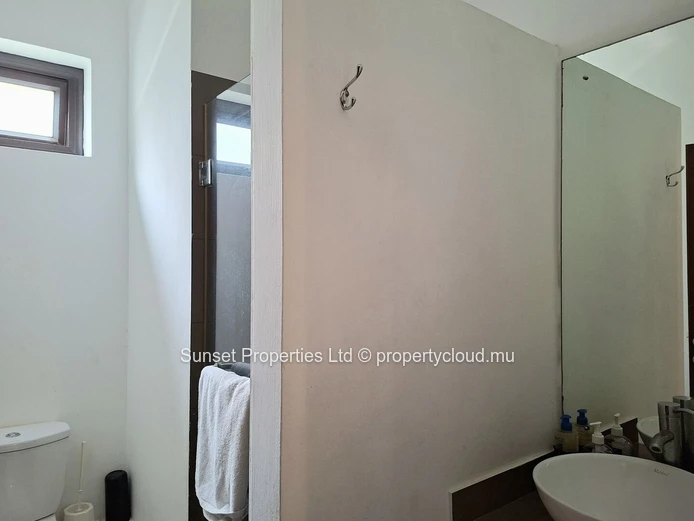 Apartment | 3 bedrooms | Shaded terrace