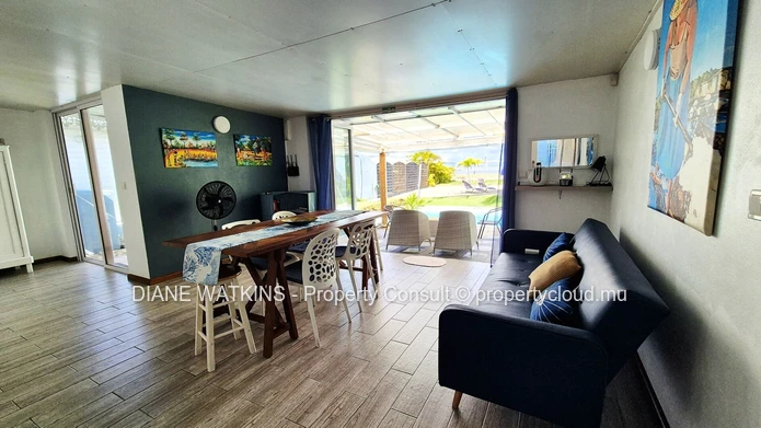Domaine en front de mer à vendre à Riambel – Propriété de luxe face à l'océan et opportunité d'investissement clé en ...