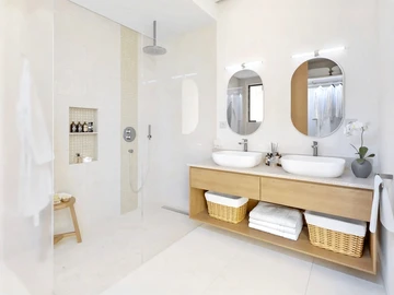 4 Bedroom Apartment