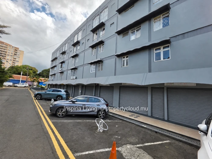 Quatre-Bornes Retail Unit of 64.1m²