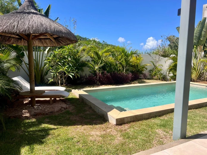 Disponible à la vente – Villa moderne avec piscine individuelle à Chemin Vingt Pied – Grand Baie – Accessible uniquem...