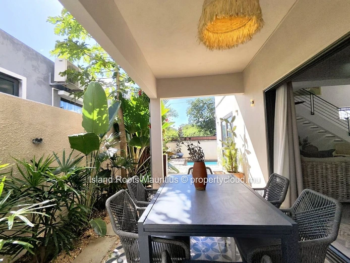Stunning contemporary 3-bedroom villa in Pereybère – Long-term rental