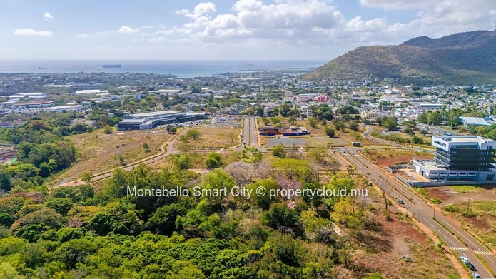 4 480 m² de terrain commercial 