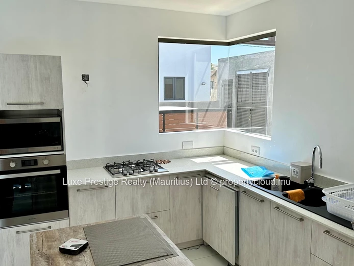 3-Bedroom Fully Equipped Villa with Private Pool & Large Garden for Rent in Grand Baie