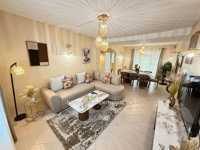 Seaside Living in Palmar – Renovated 3-Bedroom Villa with Pool