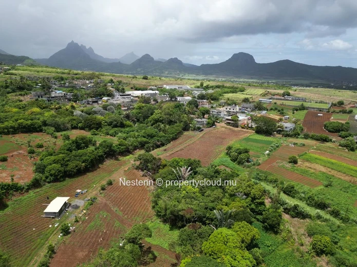 Residential land with mountain views with riverlet