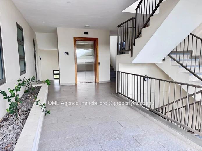 Appartement lumineux de 3 chambres avec vue panoramique au cœur de Phoenix