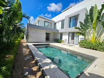 4 Bedroom Villa