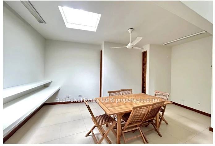 Villa de luxe de 4 chambres à louer à Tamarin