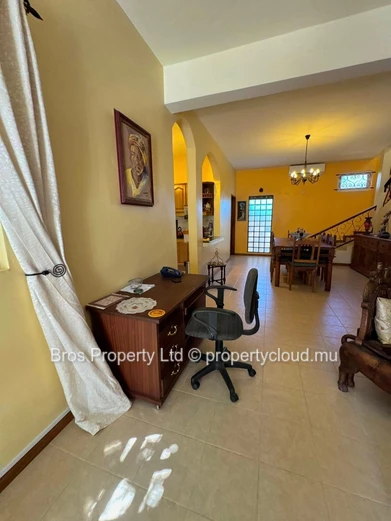 Superbe villa de style balinais à louer - Grand Baie | 50 000 roupies par mois