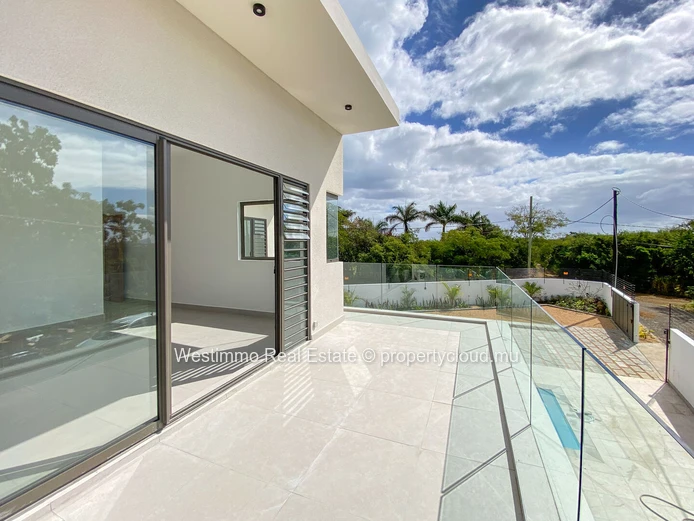 Grand baie - A vendre Villa neuve moderne de 3 chambres en suite
