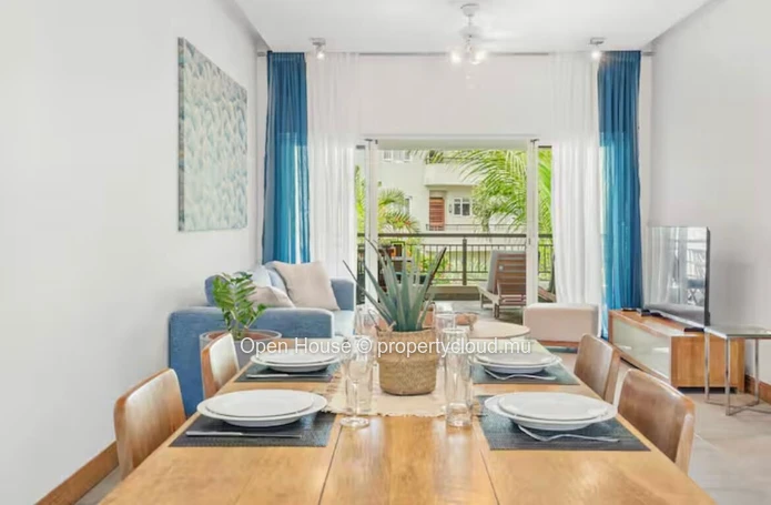 Appartement meublé entièrement équipé 2 chambres avec petite piscine privée à Bain Boeuf.