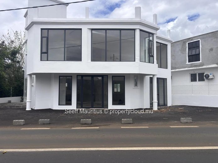 20 Pied Commercial Suites