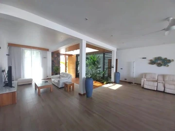 For Rent – Stunning Beachfront Villa with Panoramic View of Le Morne – Black River, Mauritius