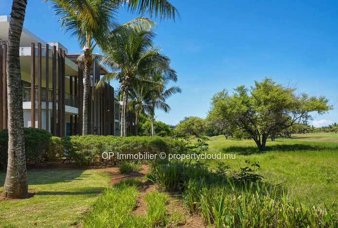 Appartement IRS de 175 m² avec piscine à vendre à Mont Choisy