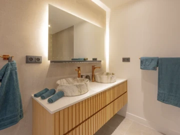 3 Bedroom Townhouse, Duplex