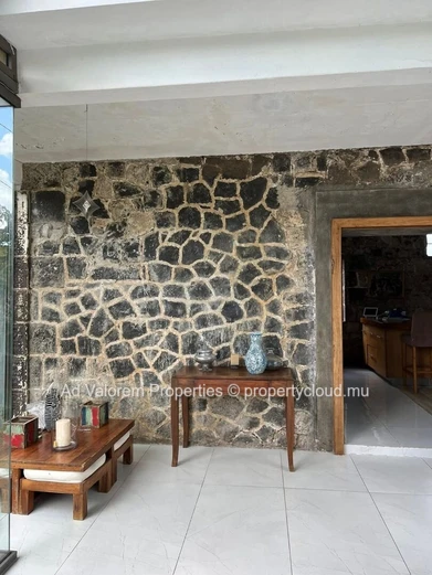 Charmante maison familiale à vendre dans un quartier recherché de Curepipe!