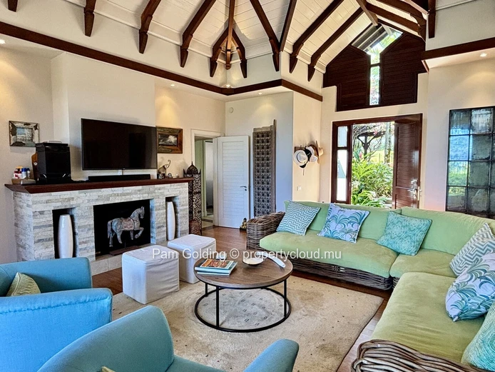 Élégante Villa de 4 Chambres avec Vue Spectaculaire sur l’Océan à Heritage Villas Valriche