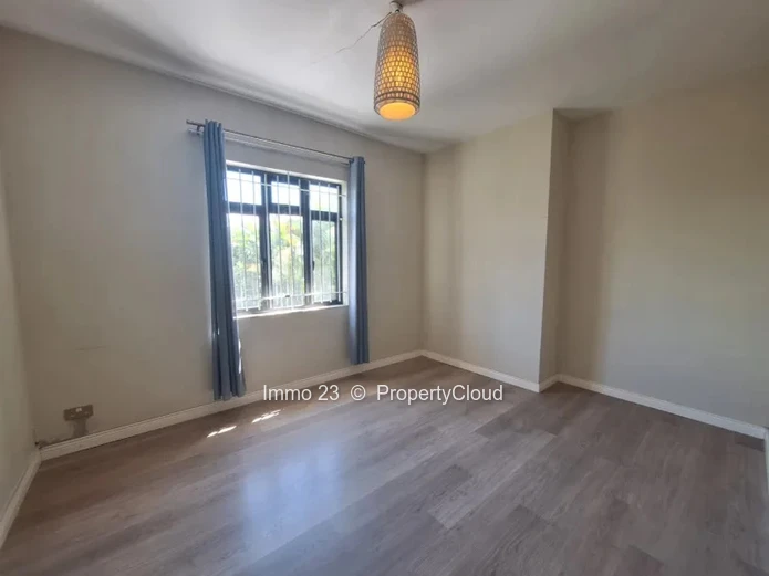 Office - 360m2 - Floréal