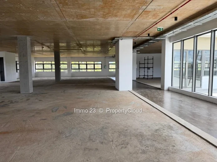Office - 750m2 - Moka - Ref. BU95975LO