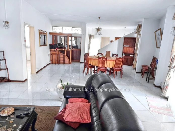 Commercial Building for sale in Curepipe