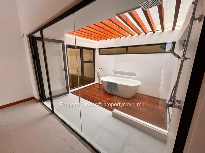3 Bedroom Villa - For Sale - Tamarin