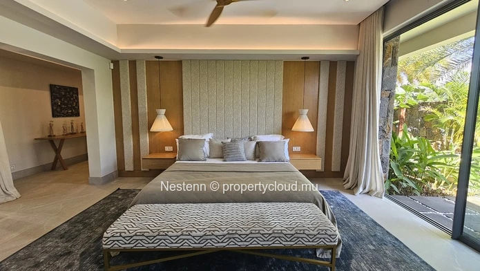 Exclusive designer villa with 5 bedrooms and breathtaking mountain views 