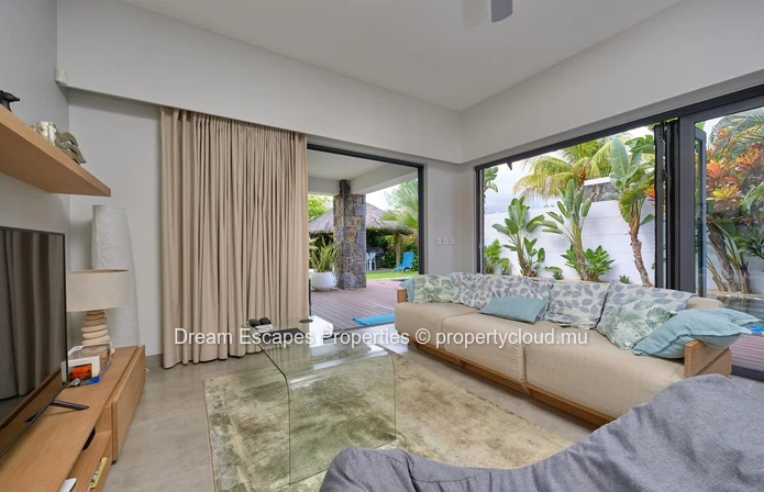 Exceptional Villa in Mont Choisy Smart City - Luxury, Serenity, and Comfort