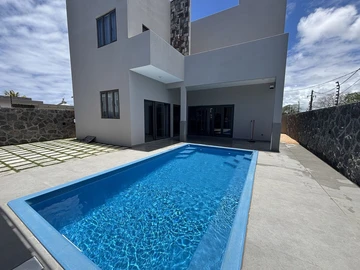 3 Bedroom Villa