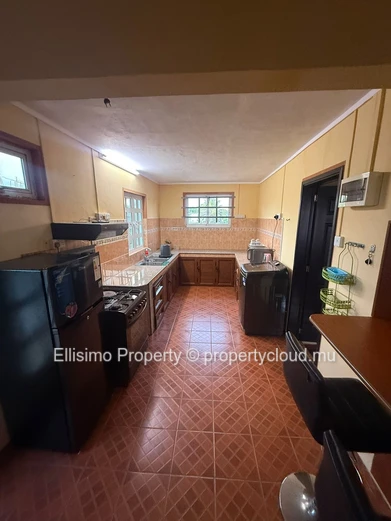 Appartement 2 chambres à louer sur la route royale à Trou aux Biches
