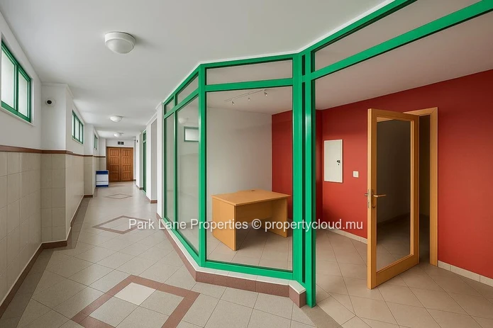 Local Commercial : bien à vendre idéalement situé à Beau Bassin
