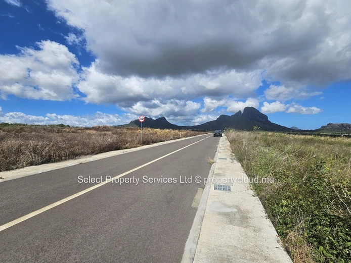 Terrain à vendre, Morcellement Pierrefonds, Palma, à Rs 4.4M