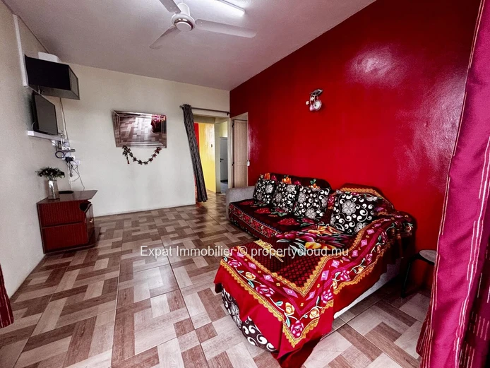Spacious Studio With Large Private Terrace For Rent – Mont Choisy