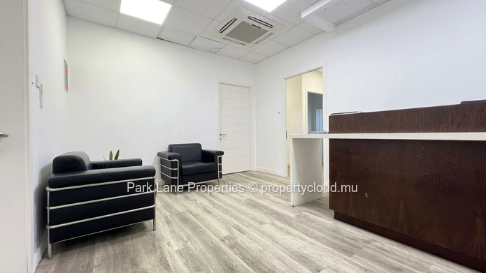 Fitted 243 m² Office Space in Ebene Cybercity