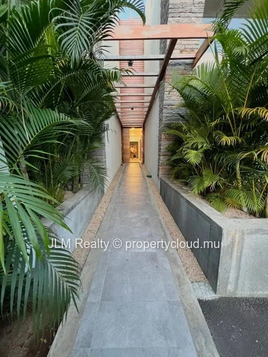 3-Bedroom Apartment for Sale in Tamarin, Mauritius – Close to the Beach and Amenities – Ideal Rental Investment