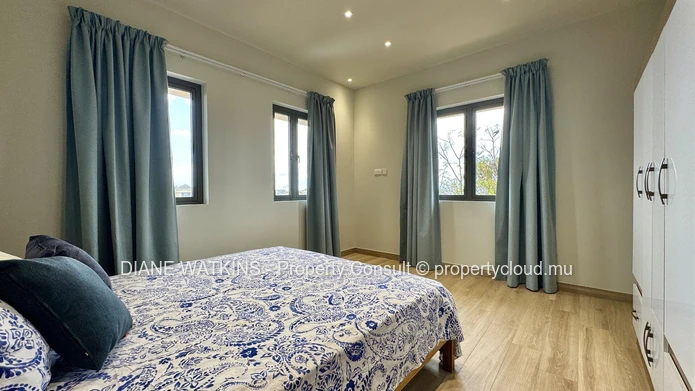 Contemporary 4-Bedroom House with Private Pool for Rent in Flic en Flac