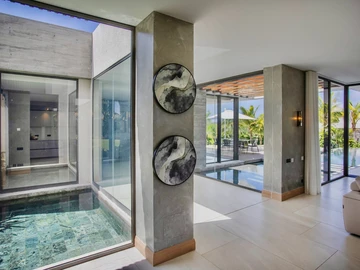 5 Bedroom Villa
