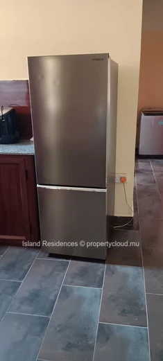 Creve Coeur - 1st Floor 2 bedroom furnished apartment close to Motorway
