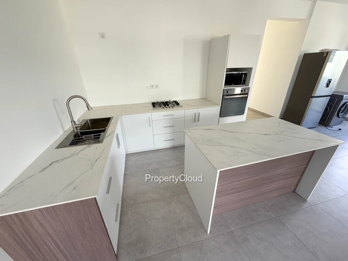 For Sale | 3 Bedroom Apartment | Residence Ville Des Fleurs | Vieux Quatre Bornes 
