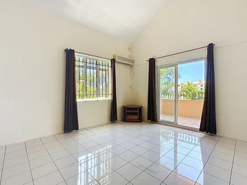 10 Bedroom House
