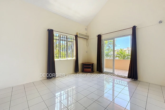 Houses for sale in Pereybere