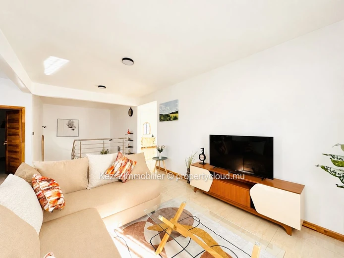 Une Villa Contemporaine Et Familiale Aux Volumes Généreux
