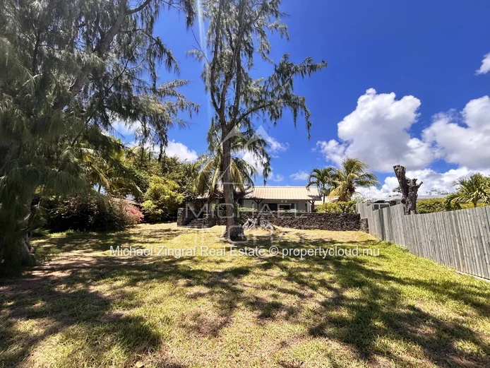 Villa de charme en Bord de Mer – Vue Panoramique sur le Coin de Mire