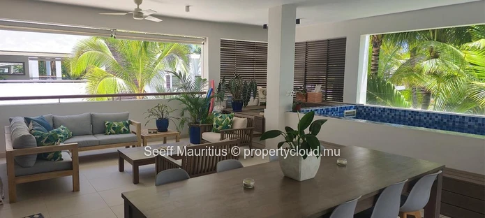 Luxurious 3 bedroom apartment - 190sqm with private pool